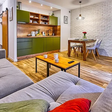 Siodemki W Szklarskiej شكلارسكا بوريبا